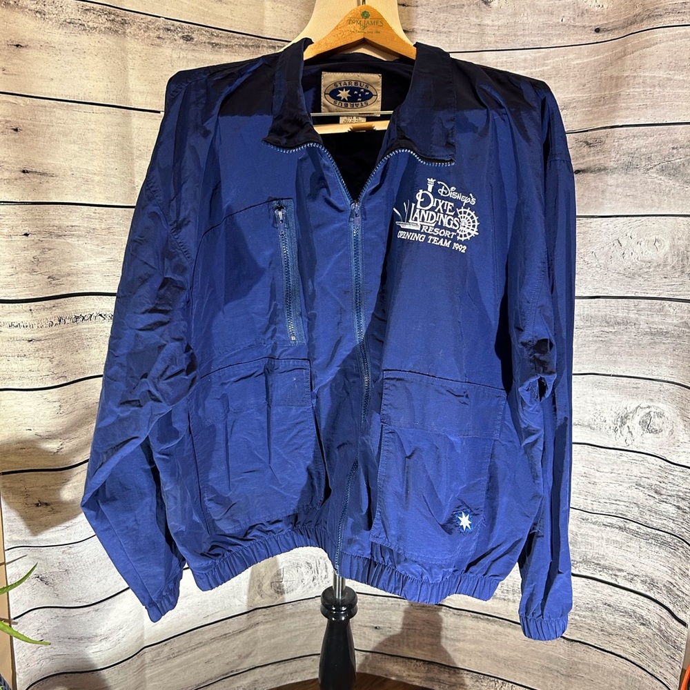 RARE Disney’s Dixie Landings Resort Opening Team 1992 wind breaker jacket